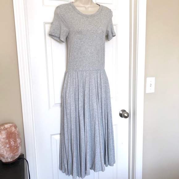 H&M Dresses & Skirts - H&M Gray Short Sleeve Open Back Midi Dress